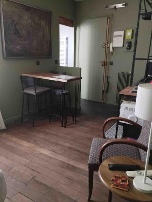 Apartamento Cosy Nest In Montmartre París Exterior foto